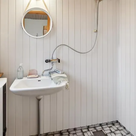 Ela - 1-1km From The Sea By Interhome Semesterbostad