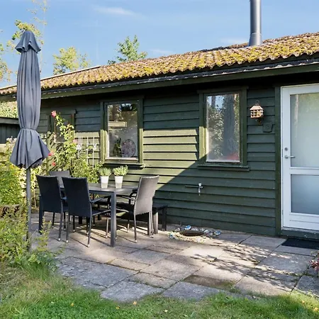 Ela - 1-1km From The Sea By Interhome *